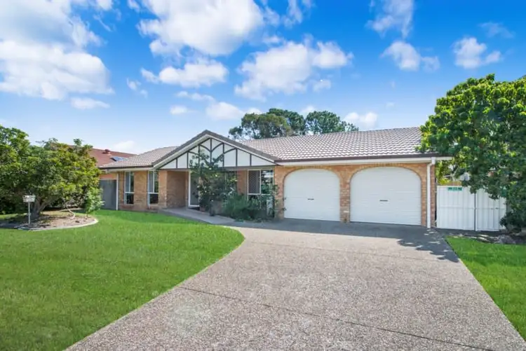 142 Barrier Reef Drive, Mermaid Waters QLD 4218