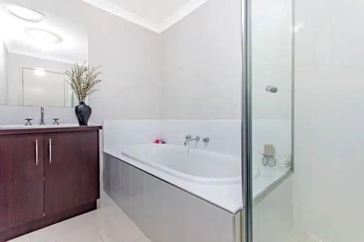 Seventh view of Homely house listing, 4 Gibson Court, Koroit VIC 3282