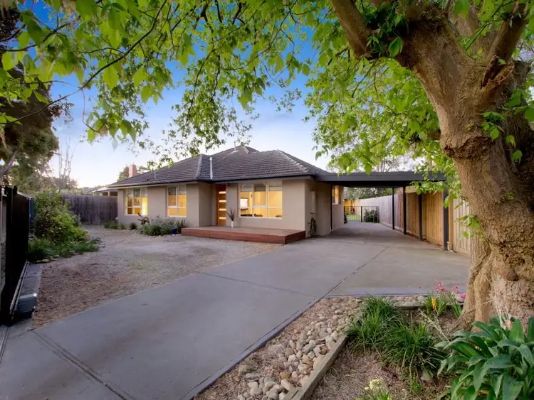 18 Glenelg Avenue, Frankston VIC 3199