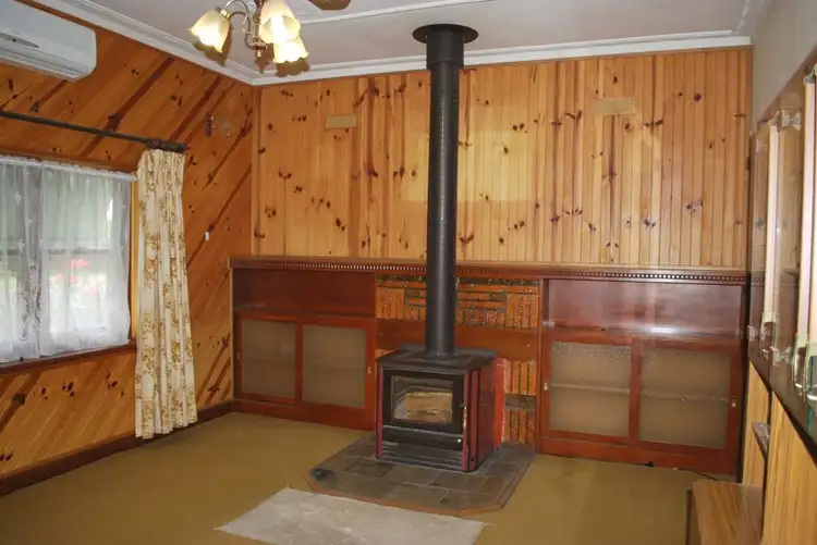 Second view of Homely house listing, 2 Geoffrey Street, Myrtleford VIC 3737