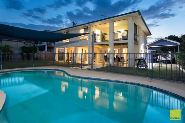 19 Penzance Drive, Redland Bay QLD 4165