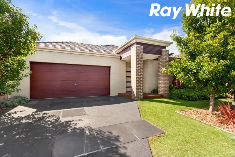 Main view of Homely house listing, 21 Loxton Way, Pakenham VIC 3810