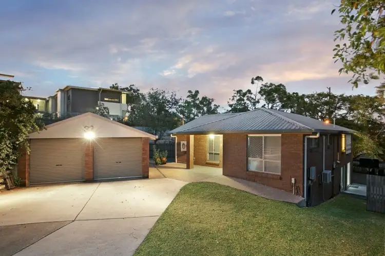 32 Rembrandt Street, Carina QLD 4152