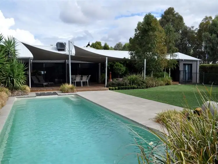 55 River View Court, Echuca VIC 3564
