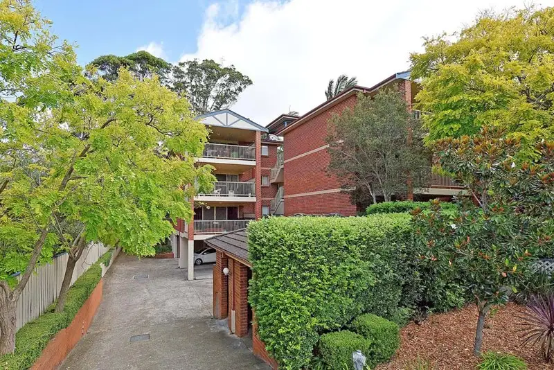 Main view of Homely unit listing, 18/92 Hunter Street, Hornsby NSW 2077