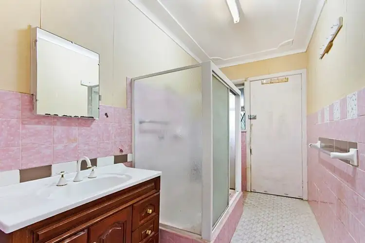 Fifth view of Homely house listing, 43 Patrick Crescent, Saratoga NSW 2251