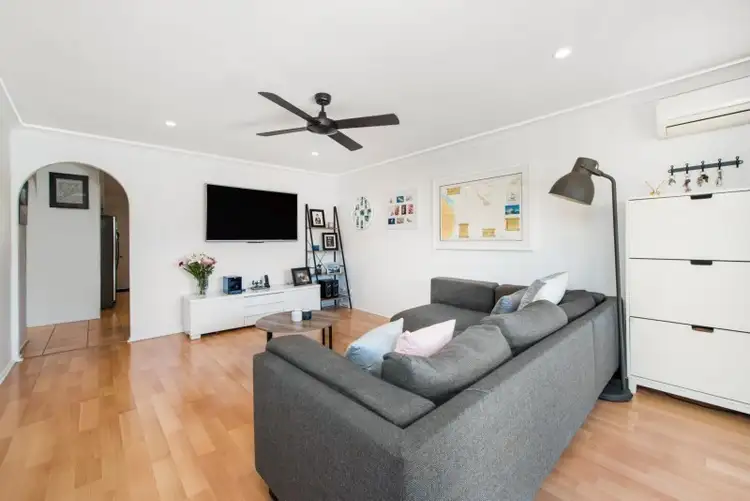 Fourth view of Homely unit listing, 2/123 Sunshine Boulevard, Mermaid Waters QLD 4218
