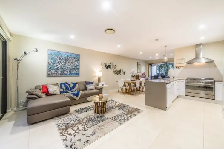 Main view of Homely townhouse listing, 2/214 Stanhill Drive, Chevron Island QLD 4217