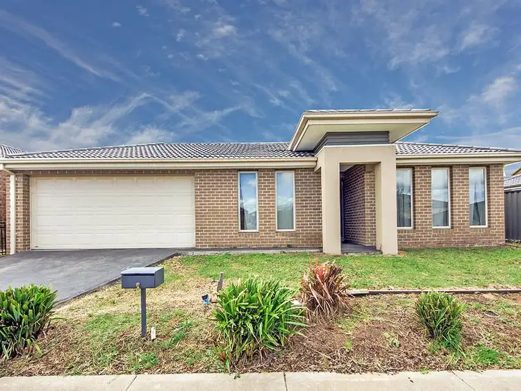4 COBRAM Street, Tarneit VIC 3029