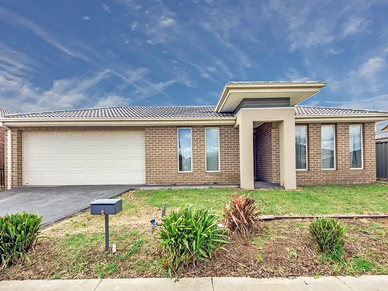 Main view of Homely house listing, 4 COBRAM Street, Tarneit VIC 3029