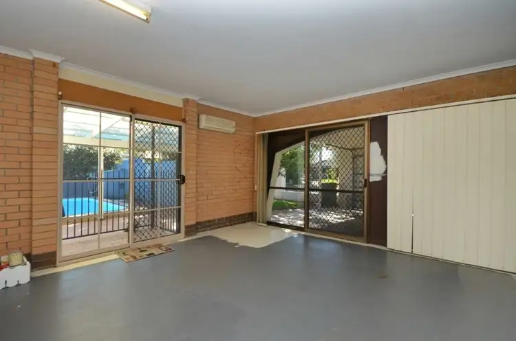 Fifth view of Homely house listing, 2 Emu Place, Burleigh Waters QLD 4220