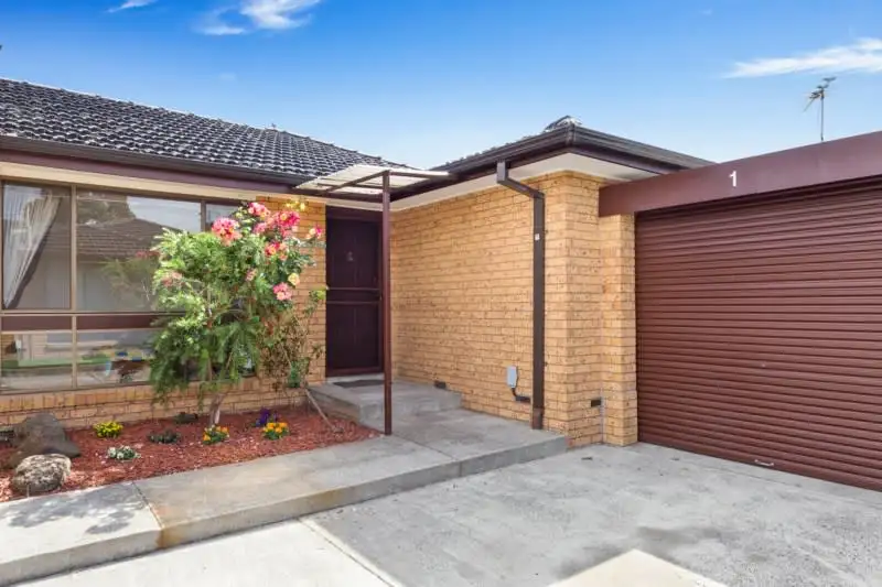 Main view of Homely unit listing, 1/17-19 Rosebank Avenue, Clayton South VIC 3169