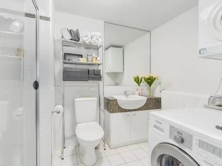 Fifth view of Homely apartment listing, 8/40 Bell Street, Kangaroo Point QLD 4169