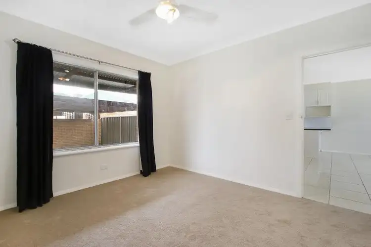 Fourth view of Homely unit listing, 1/404 Douglas Road, Lavington NSW 2641