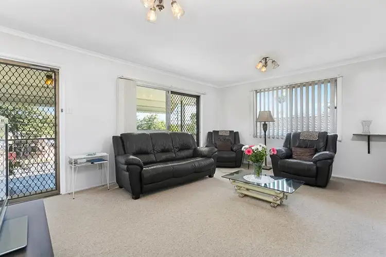 Seventh view of Homely house listing, 4 Sorrento Street, Wynnum West QLD 4178