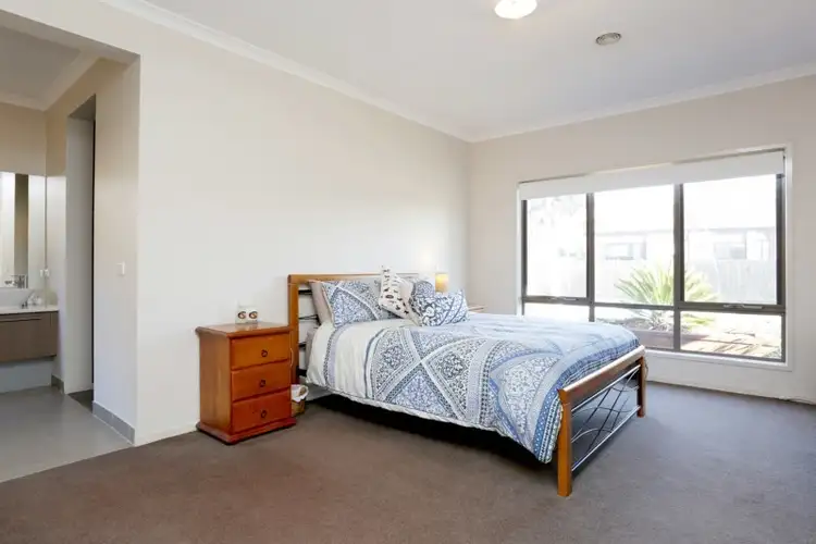 Sixth view of Homely house listing, 21 Fieldwren Drive, Williams Landing VIC 3027