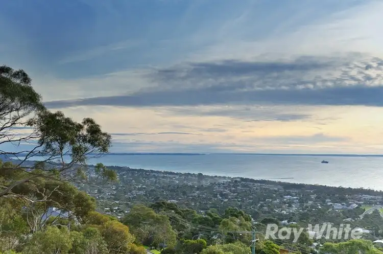 31 Cook Street, Mccrae VIC 3938