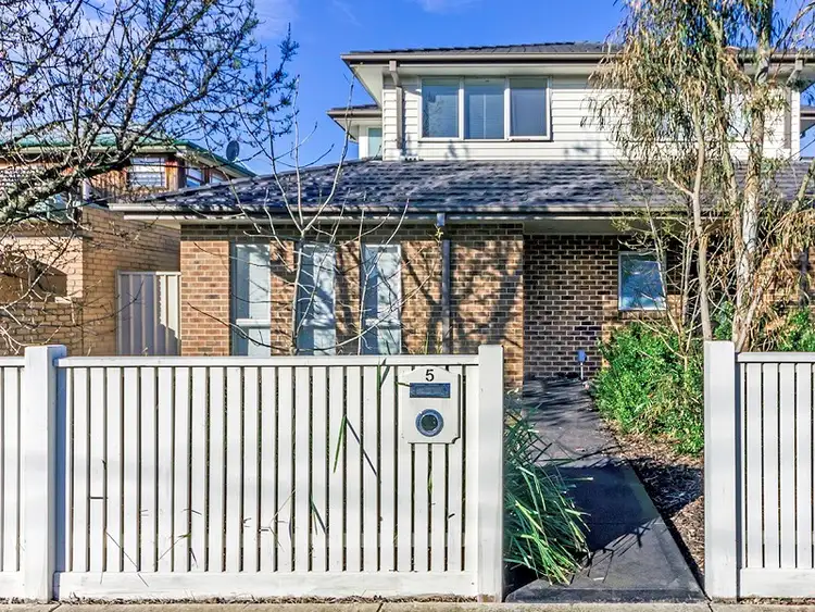 5/8-12 Bawden Court, Pascoe Vale VIC 3044