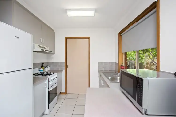 Third view of Homely unit listing, 4/2 Stott Court, Wodonga VIC 3690