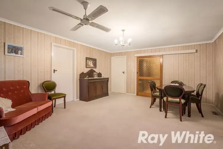 Fourth view of Homely house listing, 2 Cambara Court, Vermont South VIC 3133