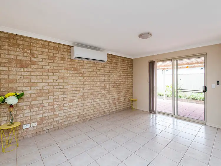 Second view of Homely house listing, 6 Princep Place, Warnbro WA 6169
