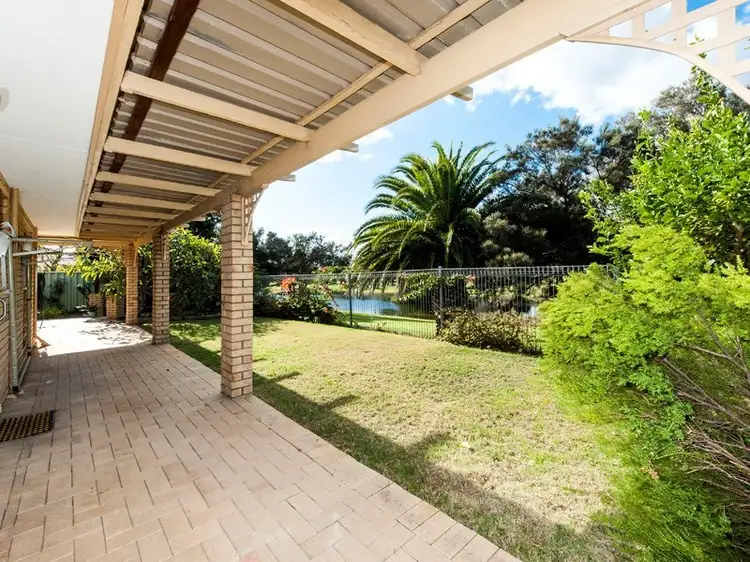 22 Hillview Rise, Cooloongup WA 6168