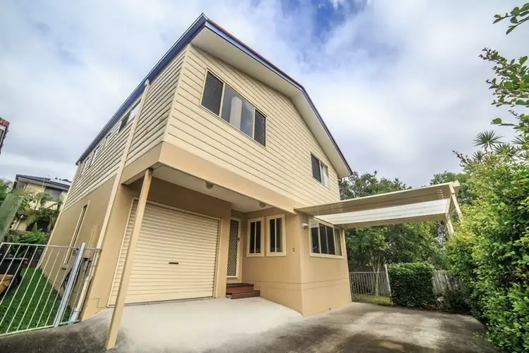 Main view of Homely townhouse listing, 2/100 Kumbari Avenue, Labrador QLD 4215
