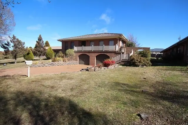 Second view of Homely house listing, 3 Strathroy Avenue, Oberon NSW 2787