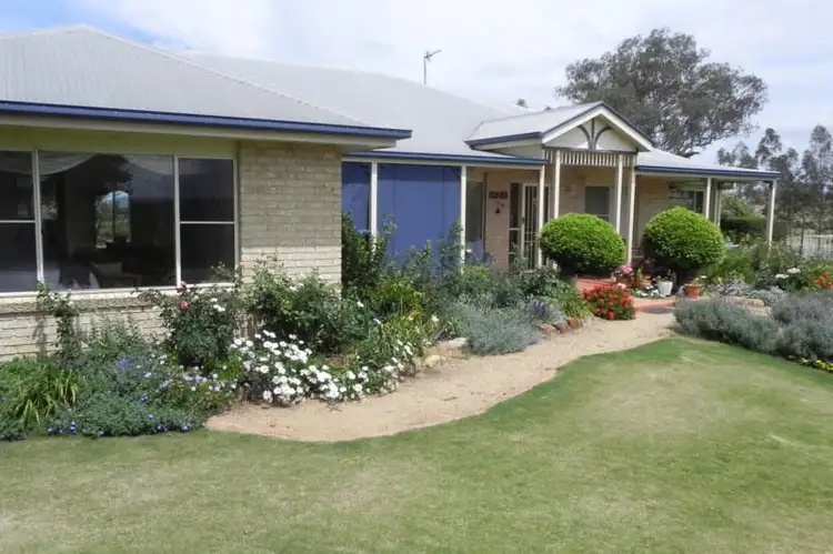 438 Berghofers Road, Athol QLD 4350