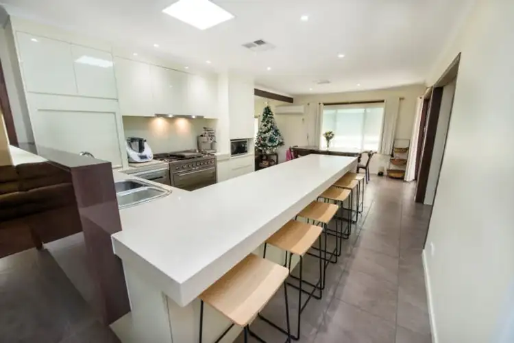 Third view of Homely house listing, 6 Murray Court, Swan Hill VIC 3585