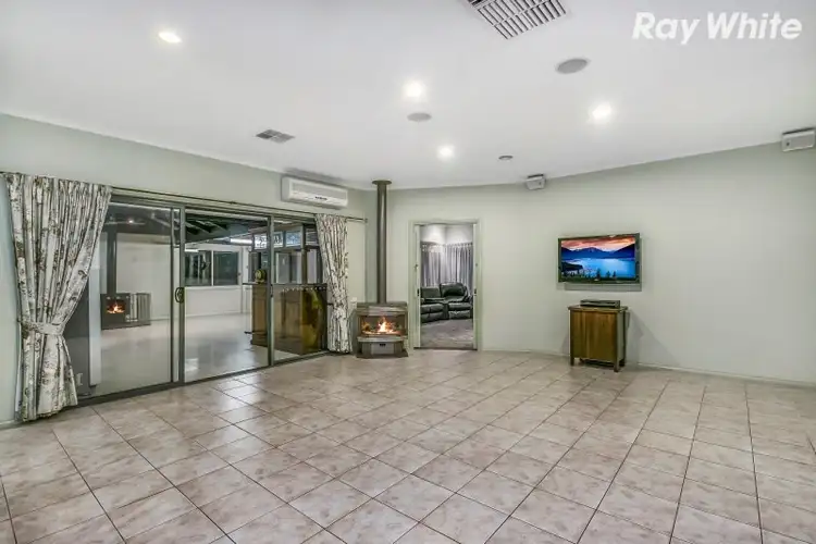Fifth view of Homely house listing, 20 Stockmans Circuit, Pakenham VIC 3810