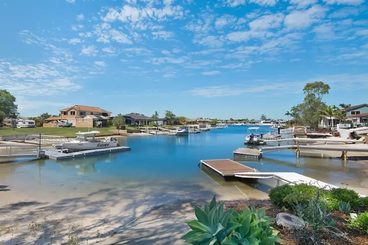 7 Westringia Place, Yamba NSW 2464