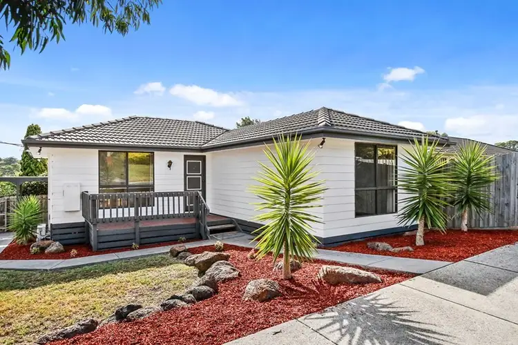 1 Poyner Avenue, Lilydale VIC 3140