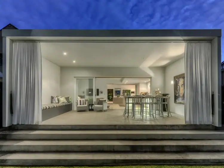 74 Upper Lancaster Road, Clayfield QLD 4007