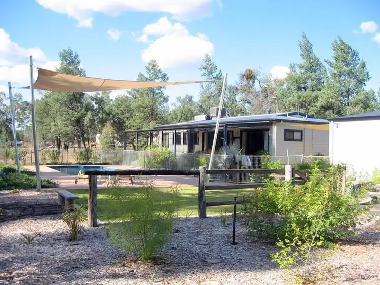 39 Banjarra Drive, Charleville QLD 4470