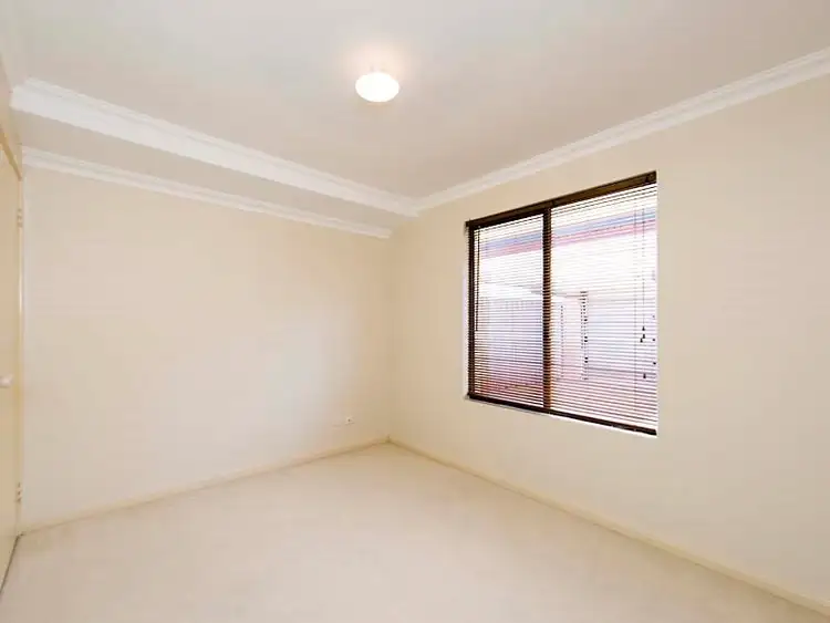 Fifth view of Homely house listing, 25 Laguardia Loop, Port Kennedy WA 6172