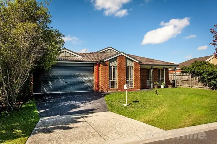 42 Chisholm Crescent, Narre Warren South VIC 3805