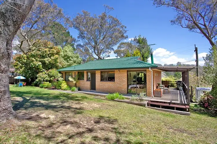 106 Clarence Road, Blackheath NSW 2785