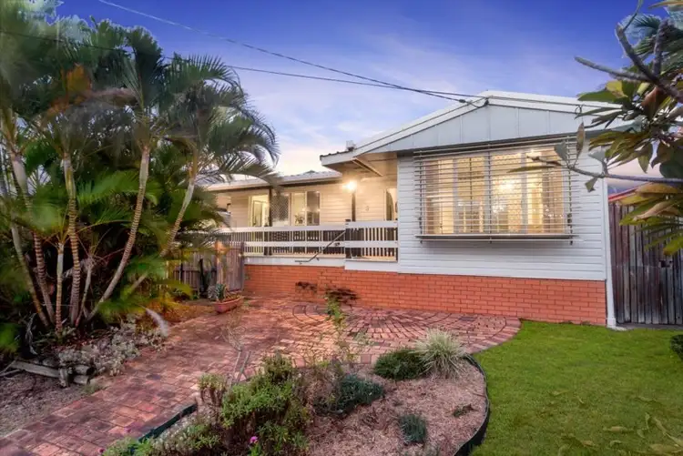 3 Beta Street, Stafford Heights QLD 4053