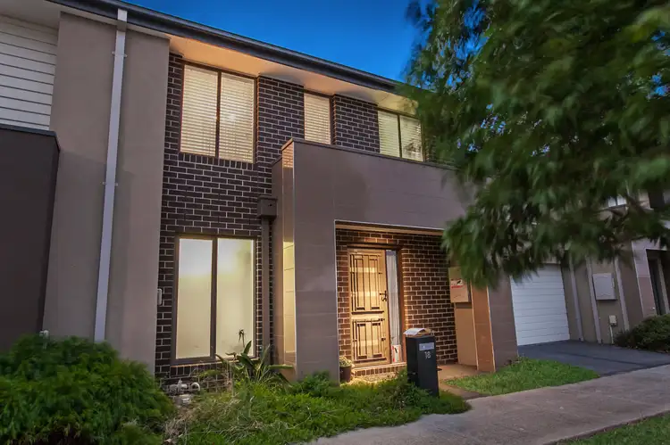 18 Weerona Parkway, Wollert VIC 3750