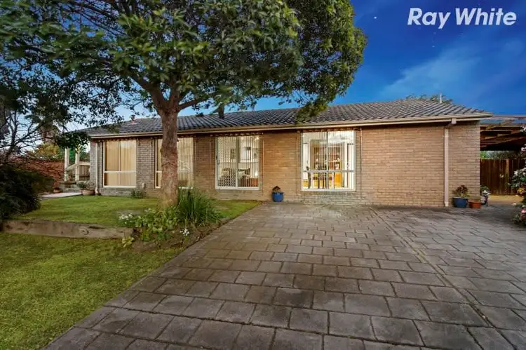 5 Ephcris Court, Endeavour Hills VIC 3802
