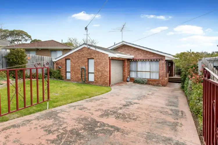 48 Sixth Avenue, Rosebud VIC 3939