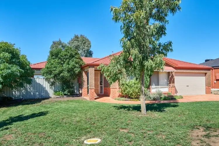 12 Walla Place, Glenfield Park NSW 2650
