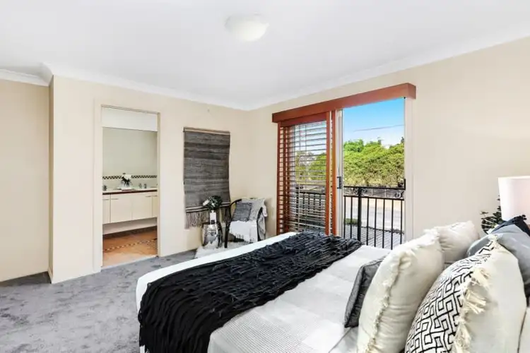 Fifth view of Homely unit listing, 2/24-26 Brighton Parade, Southport QLD 4215