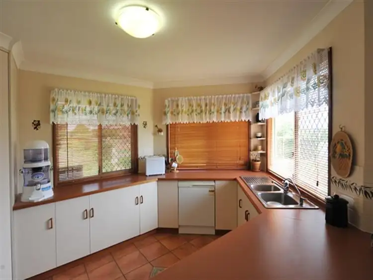 Third view of Homely house listing, 2 Sunflower Close, Middle Ridge QLD 4350