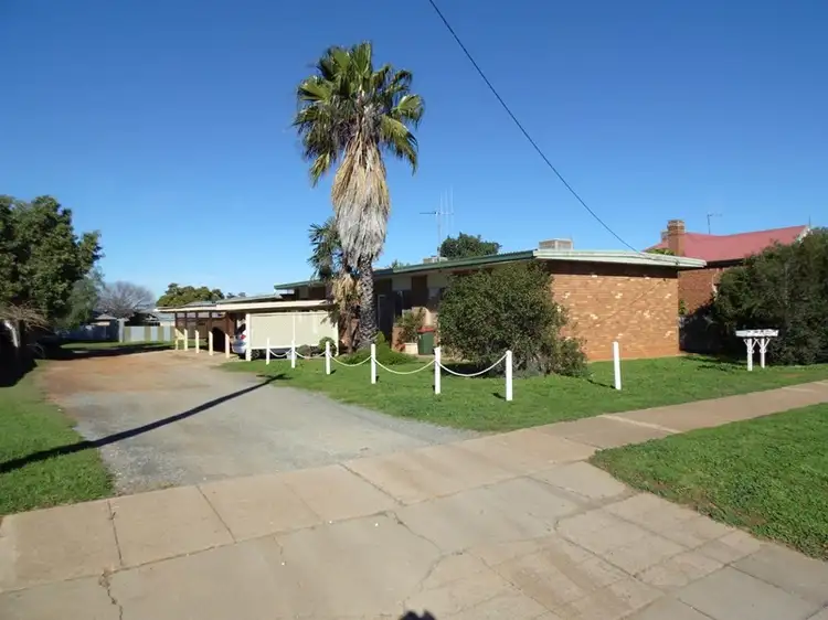 Main view of Homely block of units listing, 1-5/41 Bushman Street, Parkes NSW 2870