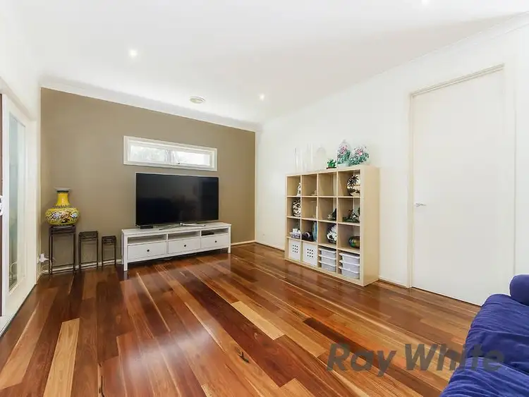 Fifth view of Homely house listing, 6 Edgewood Court, Cairnlea VIC 3023