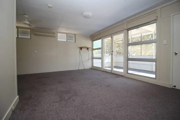 Seventh view of Homely house listing, 6 Luck Place, Emerald QLD 4720