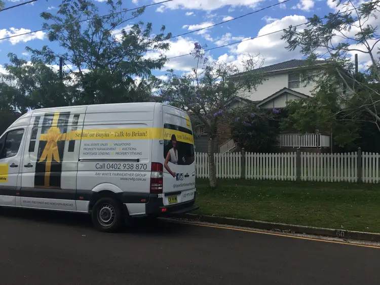 60 Karingal Crescent, Frenchs Forest NSW 2086