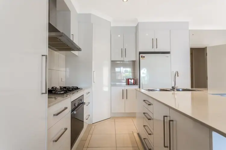 2C Kolapore Avenue, Largs North SA 5016